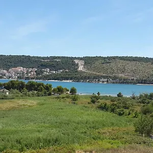 Bridge And Beach Apartment Trogir